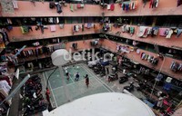 Jika lokasi kebakaran tersebut berada di tanah negara dan peruntukannya memungkinkan untuk pembangunan rumah susun. Salah satu contohnya adalah Rumah Susun (Rusun) Bendungan Hilir. Rusun itu merupakan bekas kebakaran, kata Gubernur Fauzi Bowo beberapa waktu lalu saat meninjau rusun Benhil.