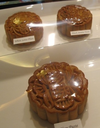 Mau Bikin Moon Cake Sendiri? Ini Dia Caranya!