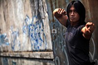 Saat masih kuliah semester 3, berat tubuhnya hanya 54 kg, lho!