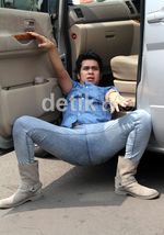 Gaya Suka-suka Olga Syahputra