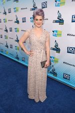 Rambut Ungu Kelly Osbourne