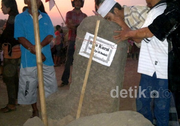 3 Batu Bertuah Gegerkan Pasuruan