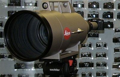 Meneropong Lensa Kamera Rp 19 Miliar