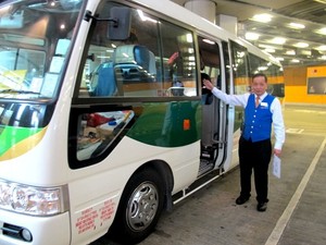 Jalan-jalan dengan Mobil Wisata Hong Kong yang Bersahabat