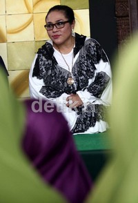 Menjelang pernikahannya Nunung pun menggelar pengajian di rumahnya, Solo (29/8/2012).