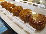 Rayakan Festival Moon Cake di Pearl JW Marriott