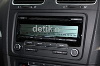 Pengendara akan dimanjakan dengan sistem audio 8 speaker yang bisa memainkan berbagai file MP3 dan WMA lewat multimedia. Dadan Kuswara/detikOto.