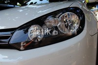 Lampu utama menembus pekatnya malam dengan cahaya halogen. Dadan Kuswara/detikOto.