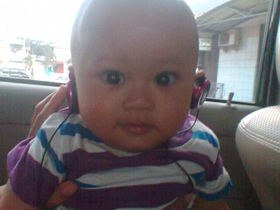 Fakhri Aditya Putra Utama, 11 Bulan, Lelaki