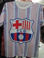 Asyiknya Berburu Batik Cirebon Malam Hari