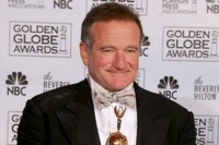 Bintang film komedi Robin Williams ketahuan punya herpes kelamin setelah digugat mantan pacarnya karena dituduh menularkan penyakit tersebut. Robin dianggap tidak jujur karena menyembunyikan riwayat punya penyakit kelamin. (Foto: Getty Images)