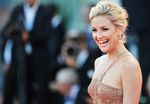 Kate Hudson Tampil Cantik & Anggun