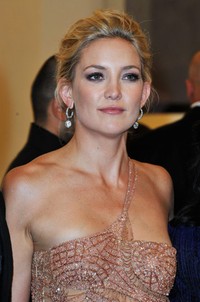 Kate pun nampak cantik dengan makeup yang sangat. Pascal Le Segretain/Getty Images.
