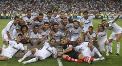 Hasil ini membuat skor agregat menjadi 4-4 setelah pertemuan pertama berakhir 3-2 untuk kemenangan Barca. Namun, yang jadi juara adalah Madrid karena mereka lebih produktif di kandang lawan. REUTERS/Juan Medina.