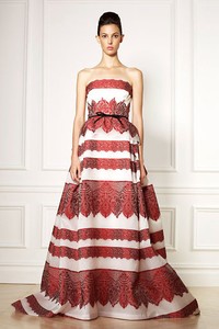 Carolina Herrera, Resort 2013. ,New York Fashion Week 2013. [dok. Carolina Herrera]