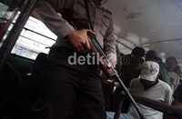 Pihak kepolisian membuka akses bagi semua kalangan masyarakat untuk membantu mencari Rais Kei. Termasuk pihak Hercules yang mengaku siap membantu pihak kepolisian.