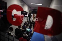 Sebelum dijebloskan kedalam tahanan, para tersangka ini diperiksa kesehatannya di Bidokkes Polda Metro Jaya.