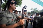 Polisi Sita Senjata Tajam Dari Massa Anti John Kei