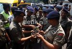 Polisi Sita Senjata Tajam Dari Massa Anti John Kei