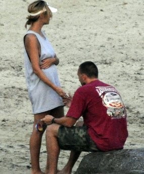 Pisah dari Seal, Heidi Klum Lari ke Pelukan Bodyguard-nya