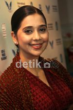 Ayu Azhari dan Anak Kesayangannya