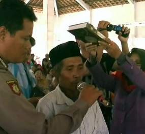 Dituduh Punya Ilmu Santet, Dua Warga Jember Sumpah Al-Quran