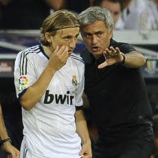 Momentum El Real, Barca Ditantang El Che
