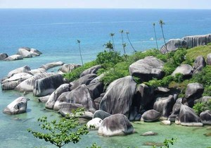 Menyingkap Keindahan di Balik Batu Sindu, Kepulauan Riau