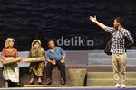 Aksi Choky dan Zizi Main Opera Batak