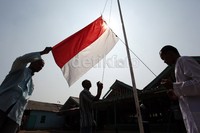Untuk mengenang jasa-jasa Pahlawan dan para Pejuang, Yayasan Galuh selalu mengadakan upacara dengan melibatkan para penghuni cacat mental setiap tahunnya.