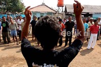 Yayasan Galuh didirikan oleh Alm.Gendu Mulatip ( Meninggal pada tahun 2011, saat itu usianya 97 tahun). Ia tidak tega melihat seorang gila di arak oleh anak2 di kampungnya di Kampung Sepatan Sepanjang Jaya   Ia kemudian membawa orang tersebut ke rumah untuk dirawat dan akhirnya bisa disembuhkan.