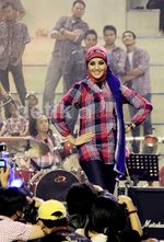Fesyen Show Kotak-kotak Para Relawan Jokowi