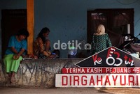 Suasana hari kemerdekaan di Panti Yayasan Galuh Bekasi.