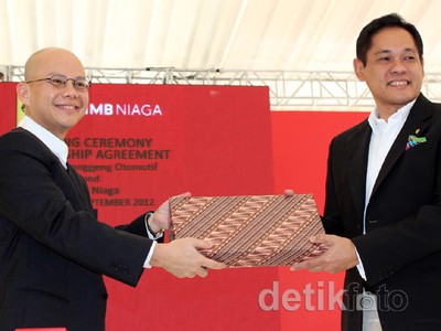 CIMB Niaga Beri Kredit Kepemilikan Ferrari
