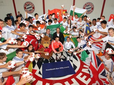 Ada Anak Indonesia di Allianz Football Junior Camp di Munich