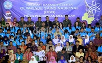 Olimpide Sains Nasional 2012 yang digelar mulai dari tanggal 2-7 September 2012 diikuti sekitar 3.000 peserta dari seluruh Indonesia.