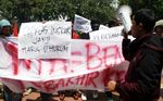 Demo Sengketa Lahan di MA