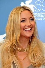 Ekspresi Ceria Kate Hudson