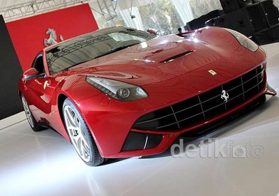 Mobil Terdahsyat Ferrari Mendarat di Indonesia