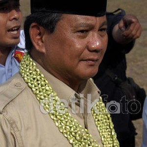 Prabowo Siap Hadapi Luthfi Hasan di Pilpres 2014