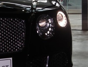 Bentley Buat Divisi Khusus Mobil Antipeluru