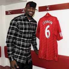 LeBron James Ingin Ajak Pemain Liverpool ke Las Vegas
