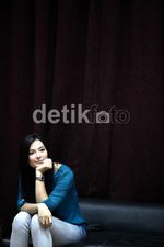 Kecantikan Alami Asmirandah