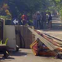 Warga Taman Hayam Wuruk dan Kodam V Saling Tuding Anarkis
