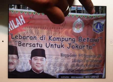 Pendukung Jokowi Adukan Spanduk Foke-Nara ke Panwaslu