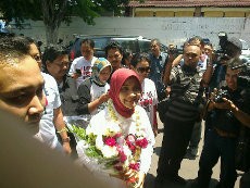 Berkaos I Love You Full, Rustriningsih Daftar Cagub Jateng ke PDIP