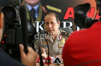 Menurut Boy, polisi juga mengamankan laptop dan handphone milik Firman. (Ramses/detikcom).