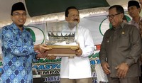 Bantuan ini merupakan kepedulian masyarakat DKI Jakarta terhadap masyarakat Sumatera Barat yang terkena gempa di daerah tersebut. (dok Muhammadiyah)