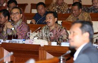 Belum rampungnya sejumlah venue serta  terungkapnya kasus dugaan korupsi juga dipertanyakan dalam rapat tersebut. Ramses/detikcom.
