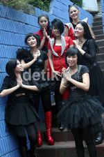 7 Icons Makin Kompak